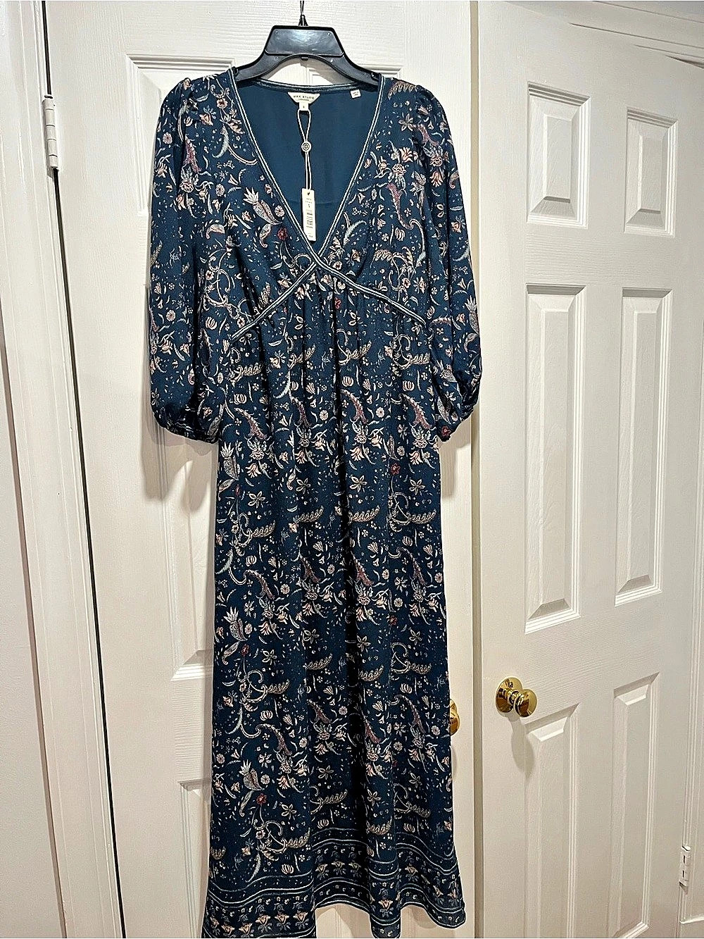 Max Studio Floral Maxi Dress in Blue & Pink Floral Size Small NWT